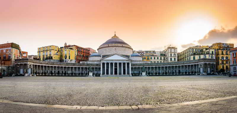 Tutti i primati di Napoli dal 1735 al 1860