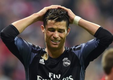 Ronaldo paga 375mila dollari per un presunto stupro. Il fatto è avvenuto in America nello stato del Nevada ed e' stato rivelato dall'Espresso.