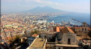L’indipendent visitate Napoli è affascinante.