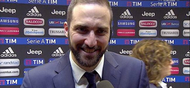 HIGUAIN THE GUARDIAN NAPOLI