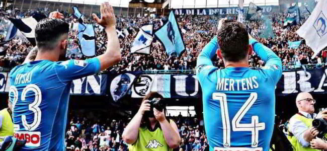 Una grande lezione di civiltà dei napoletani alla lega calcio. Se esistesse uno Scudetto del tifo, quello andrebbe assegnato sicuramente al pubblico del San Paolo di Napoli. La macchia dell'aggressione a Carlo Alvino e i cori contro de Laurentiis.