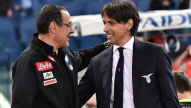 Il rapporto tra Sarri e De Laurentiis potrebbe finire dopo tre anni di grande bellezza. Secondo le ultime voci De Laurentiis ha parlato con Simone Inzaghi, ricevendo la disponibilità al trasferimento. Piacciono anche Ancelotti e Emery.