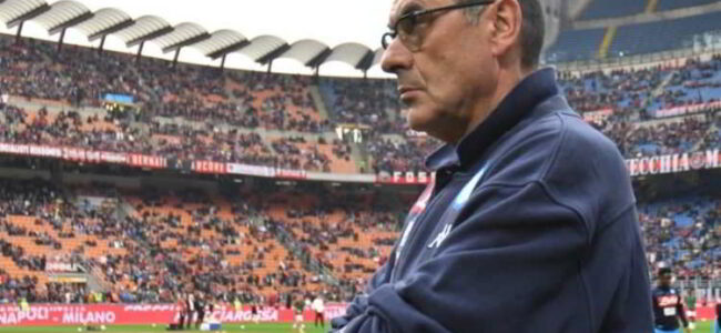 Tra gli otto e i nove milioni di euro all’anno è l'offerta faraonica dello Zenit per Sarri. De Laurentiis aspetta la risposta di Maurizio Sarri poi penserà ai vari Emery, Ancelotti, Inzaghi e Giampaolo.