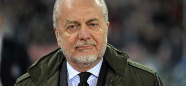 Aurelio de Laurentiis controcorrente rispetto alla piazza napoletana: "Lo scudetto? Non ci hanno rubato nulla. I big dovevano riposare". Per il presidente il Napoli ha perso lo scudetto per una cattiva gestione della rosa da parte di Sarri.