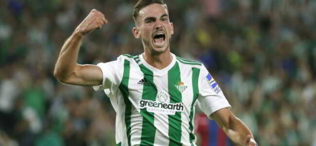 Blitz di Giuntoli per Fabian Ruz al Napoli. Dal Betis arriva il gigante, ex pulce della cantera. Blitz di Giuntoli per convincere i manager: ieri a Roma il vertice.