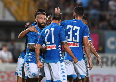 Napoli-Chievo 2-0. Tonelli devastante bene Ounas