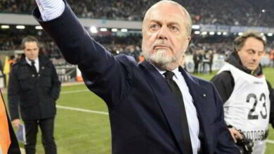 De Laurentiis: "auguri calcio Napoli, presente e il futuro sono nostri. Forza Napoli Sempre!"