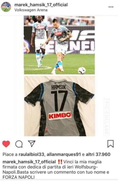 Marek Hamsik: "scrivi forza Napoli e vinci la mia maglia".