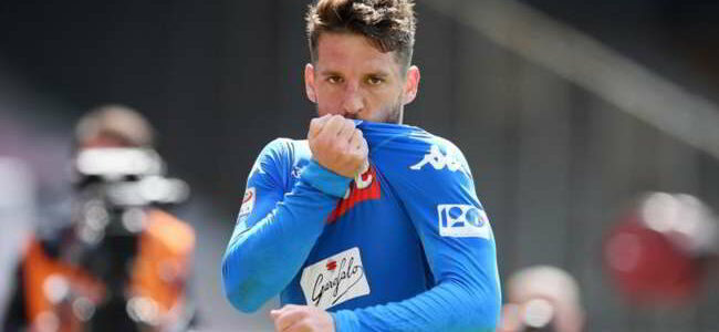 Lo United vuole Mertens, pronta una grande offerta al Napoli. Lo riferisce il Dailystar