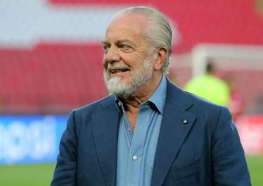 De Laurentiis su Juve-Napoli: "Sono scaramantico, non parlo della Juve. Vinca il migliore"