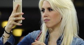 FOTO – Wanda Nara è “Mamma Natale”: che scollatura per Lady Icardi!