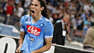 Cavani: "Tornare a Napoli? l'interesse degli azzurri mi fa piacere"