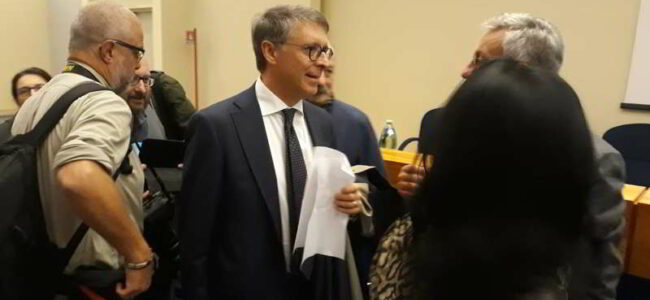 Cantone: "Sono tifoso del Napoli" L'avvocato della Juve resta in silenzio