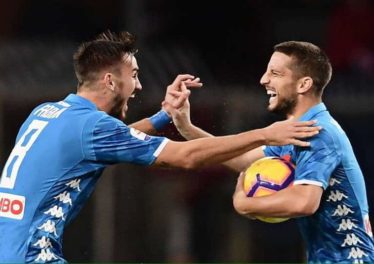 La Gazzetta: Regolare il goal del Napoli, non c'è rigore per il Genoa. Juventini inferociti