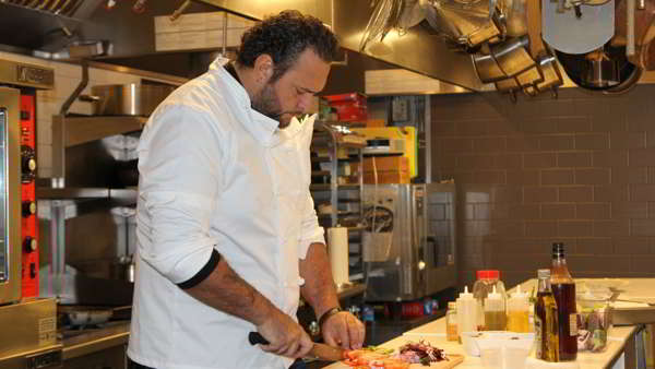 La passione per Napoli dello Chef Cozzolino contagia il sindaco di New York