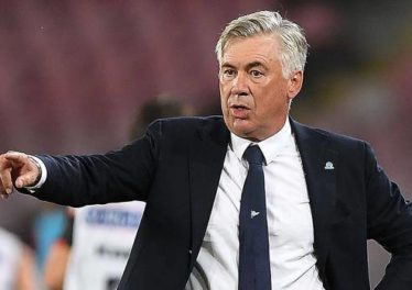 Le scelte di Carlo Ancelotti in vista della sfida a Bergamo contro l'Atalanta per non perdere terreno dai bianconeri