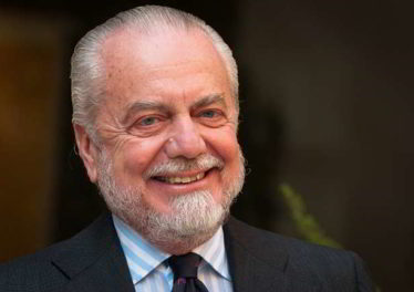 De Laurentiis: "Napoli the queen". Il presidente del Napoli esorcizza Anfield