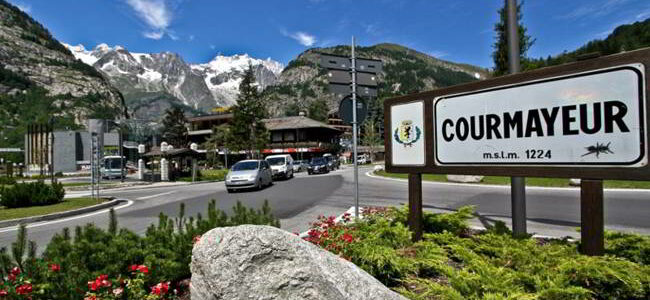 Courmayeur, famiglia napoletana cacciata da un bar: "i napoletani non li vogliamo"