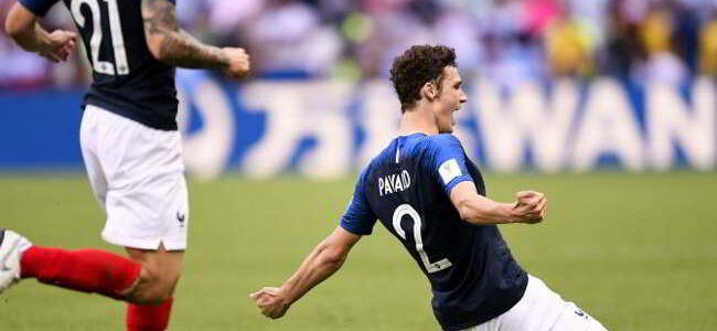 Pavard al Bayern Monaco lo annuncia Salihamidzic. Napoli beffato