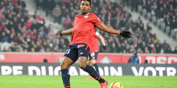 Napoli, Thiago Mendes per sostituire Allan. Dalla Francia dicono...