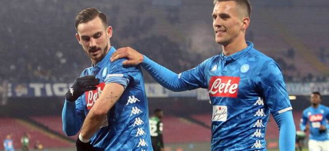 Napoli-Sassuolo 2-0. La squadra di Ancelotti avanti in coppa Italia. Le reti di Milik e Fabian Ruiz. Il Var annulla un Goal al Sassuolo.