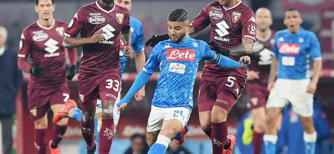 finisce 0-0 la sfida tra Napoli e Torino. Degli azzurri di Ancelotti le occasioni migliori della gara. Intervento del Var sul rosso ad Allan.