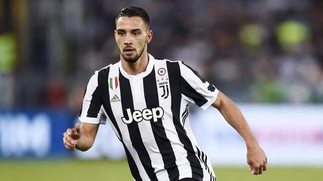 Juve, De Sciglio avverte il Napoli: "li affronteremo come se fossero l'Atletico"