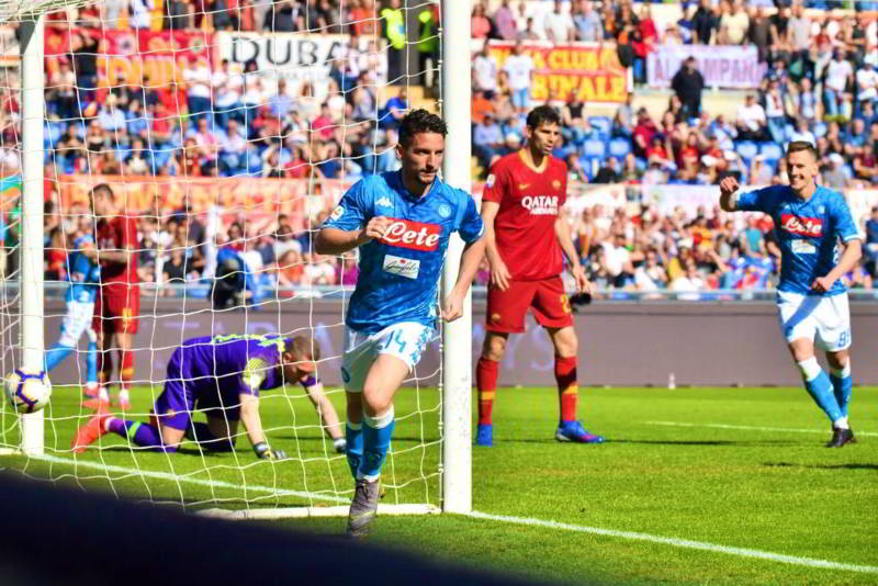 Roma-Napoli 1-4. Gli azzurri asfaltano i giallorossi. Record per Mertens