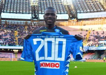 Napoli, Koulibaly 200 presenze in azzurro. Regalo speciale per il difensore