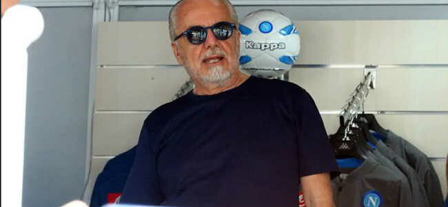 James, Pepè e Icardi, i calciatori del Napoli chiedono i campioni