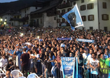 Napoli, 5000 tifosi a Dimaro. Parte la campagna abbonamenti con una novità