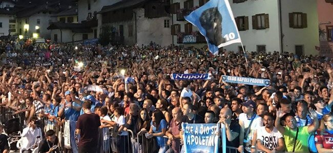 Napoli, 5000 tifosi a Dimaro. Parte la campagna abbonamenti con una novità