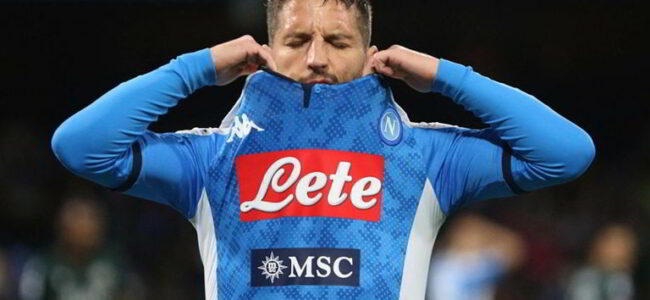 mertens restare Napoli