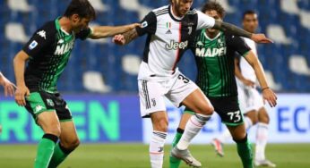 Milik, la Juve disposta a cedere Bernardeschi al Napoli ma c’è un ostacolo