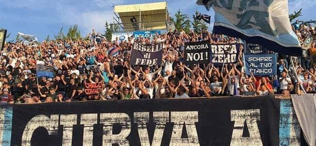 Curva A striscione Parma Napoli