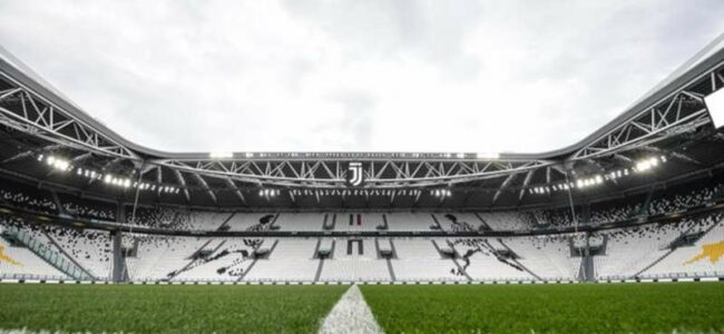 Tweet della Juventus rinvio