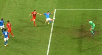 Gazzetta sul rigore Lozano: “Ci sono tanti dubbi”. L’arbitro lascia i cartellini a casa