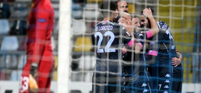 Un brutto Napoli supera il Rijeka. Gattuso furioso negli spogliatoi