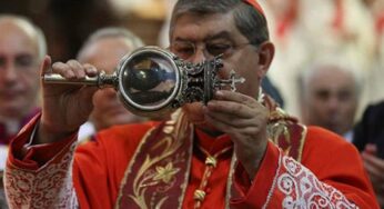 San Gennaro: il miracolo non si ripete, il sangue è solido