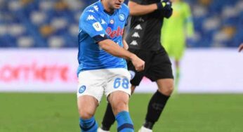 Napoli, Lobotka superato dall’arbitro. I tifosi: “Sembra Cannavacciuolo”