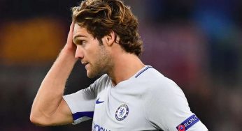 Il Chelsea ha offerto al Napoli il prestito di Marcos Alonso. La risposta di De Laurentiis spiazza tutti