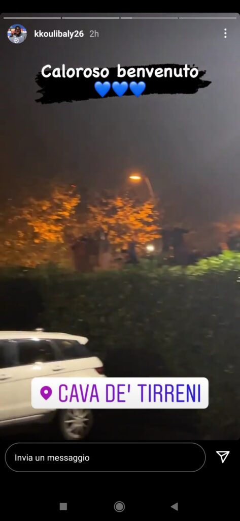 Koulibaly mostra l’affetto dei tifosi napoletani, Salerno è azzurra – Video