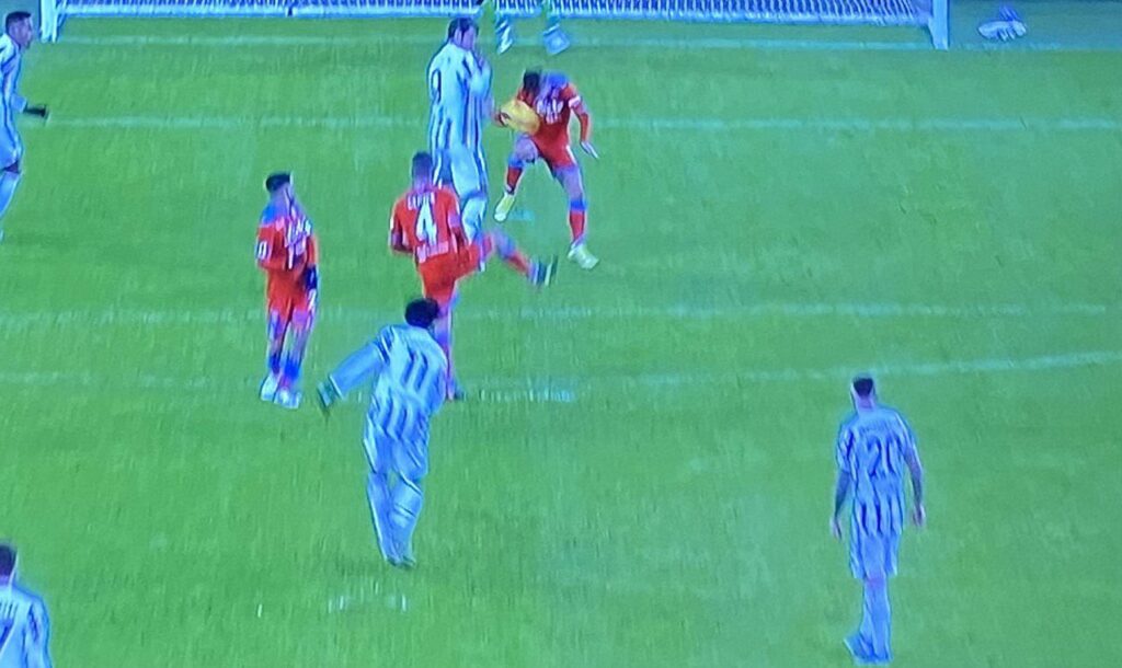 Dazn – Marelli: “Juve, manca un rigore col Napoli. Fallo di Mertens”