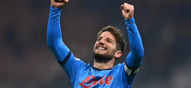 Mertens_napoli_esulta_2022(1)