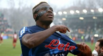 Super Osimhen: tutti pazzi di lui, la nuova carta Fifa ed il premio della Serie A