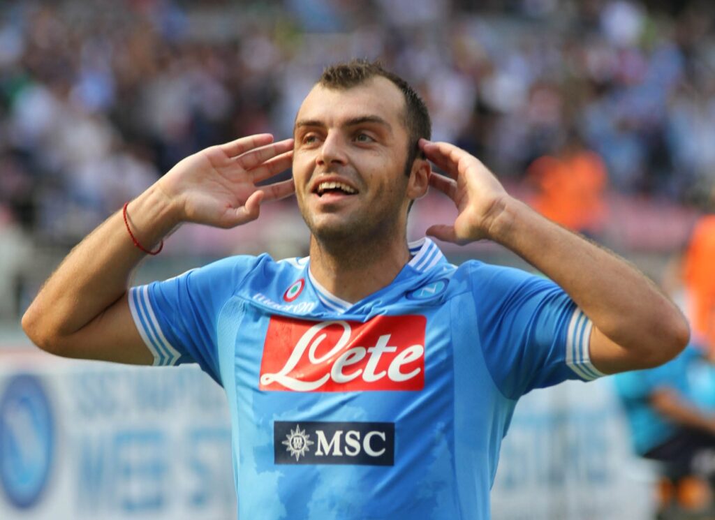Criscitiello a Pandev: “Dillo che sei tifoso del Napoli”. La risposta non si fa attendere