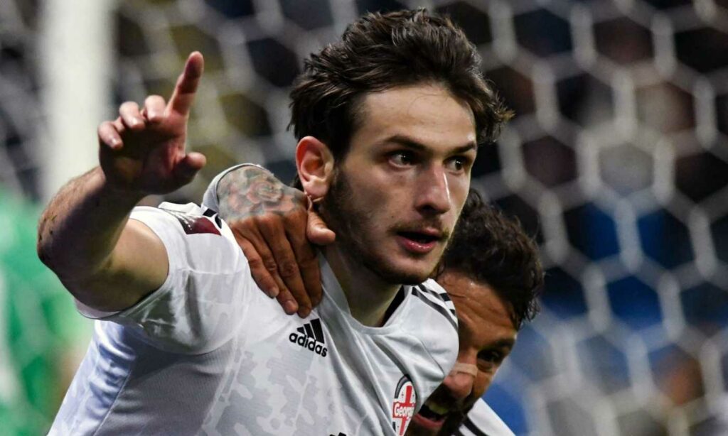 Kvaratskhelia napololi calciomercato pedullà