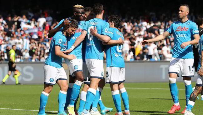 Napoli-Sassuolo 6-1 goal e highlights -VIDEO