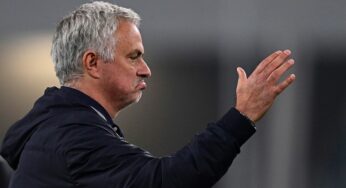 Mourinho contro gli arbitri: “Meritiamo rispetto. Manca un rigore ed espulsione di Zanoli”