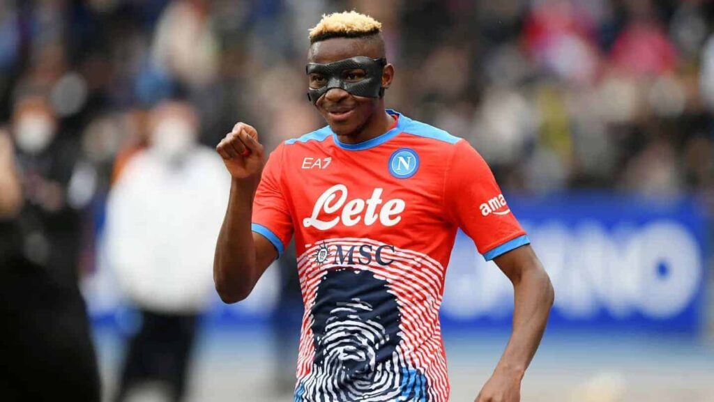 Napoli, Osimhen gela la Fiorentina. In toscana festeggiavano